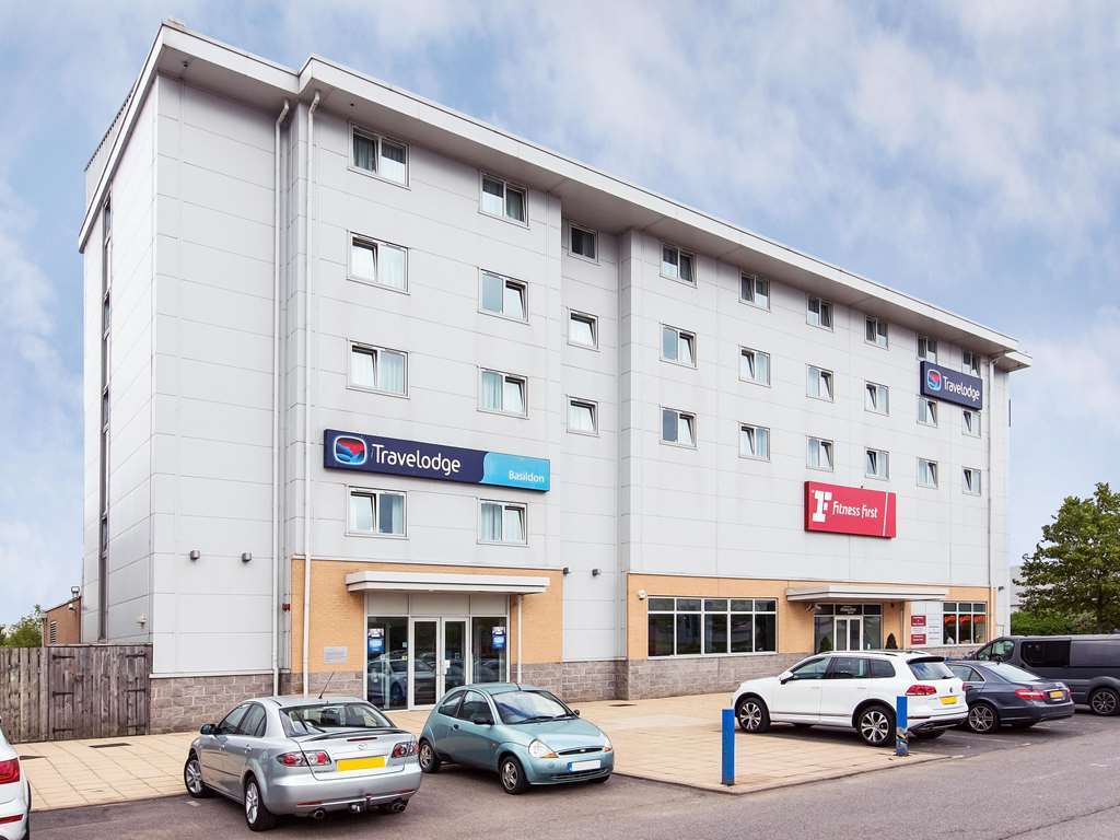 Travelodge Basildon Exteriör bild