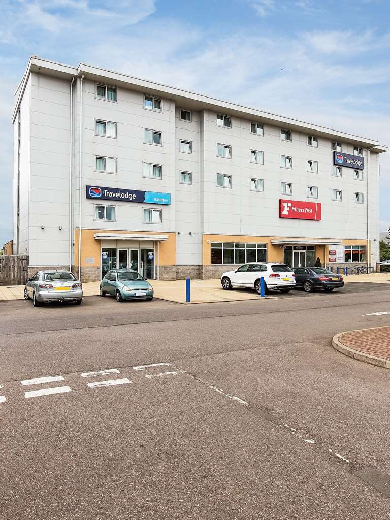 Travelodge Basildon Exteriör bild